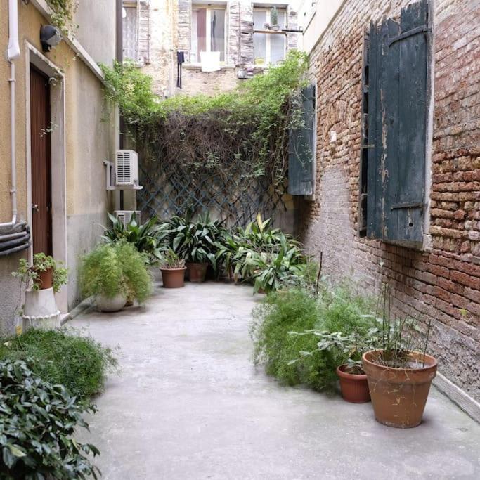 San Marco City Center Nouvelle Vague Apartment Venecia Exterior foto